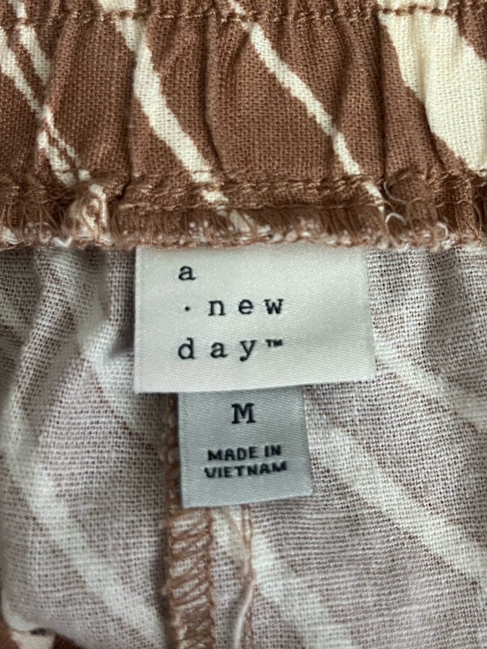 A New Day High-Waist Zebra-Print Linen Blend Pull-On Shorts - Picture 4 of 7
